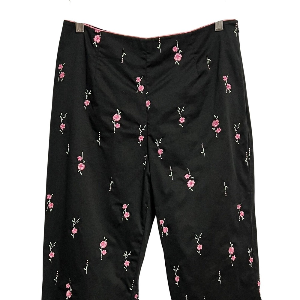 Island Republic Pants Womens 6 Black Embroidered Floral Bow Hem Stretch Twill - Picture 3 of 8